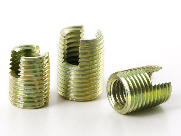 產品8-302型碳鋼鍍鋅（xīn）自攻螺套